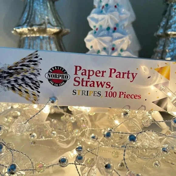 Norpro Striped  Paper Party Straws - 100 Ct - Picture 3 of 4